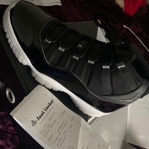 Air Jordan 11 jubilee